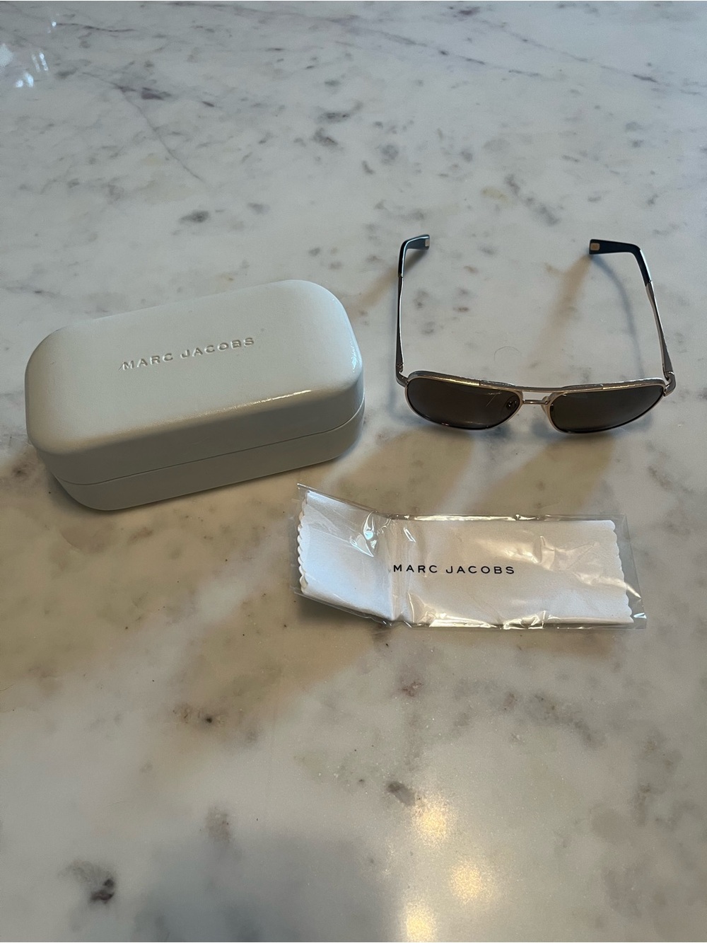 Marc Jacobs Sunglasses and with White Logo Case